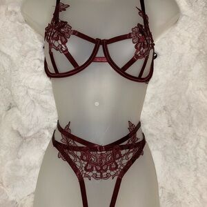 Oh La La Cheri Burgundy Strappy Lace Lingerie Set L/XL